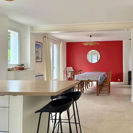 Maison Familiale Proche De La بيرياك-سور-مير